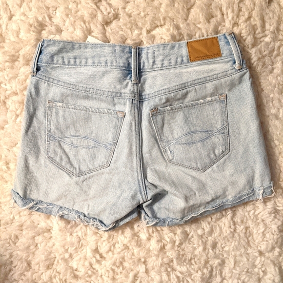 A&F Shorts - Picture 3 of 3